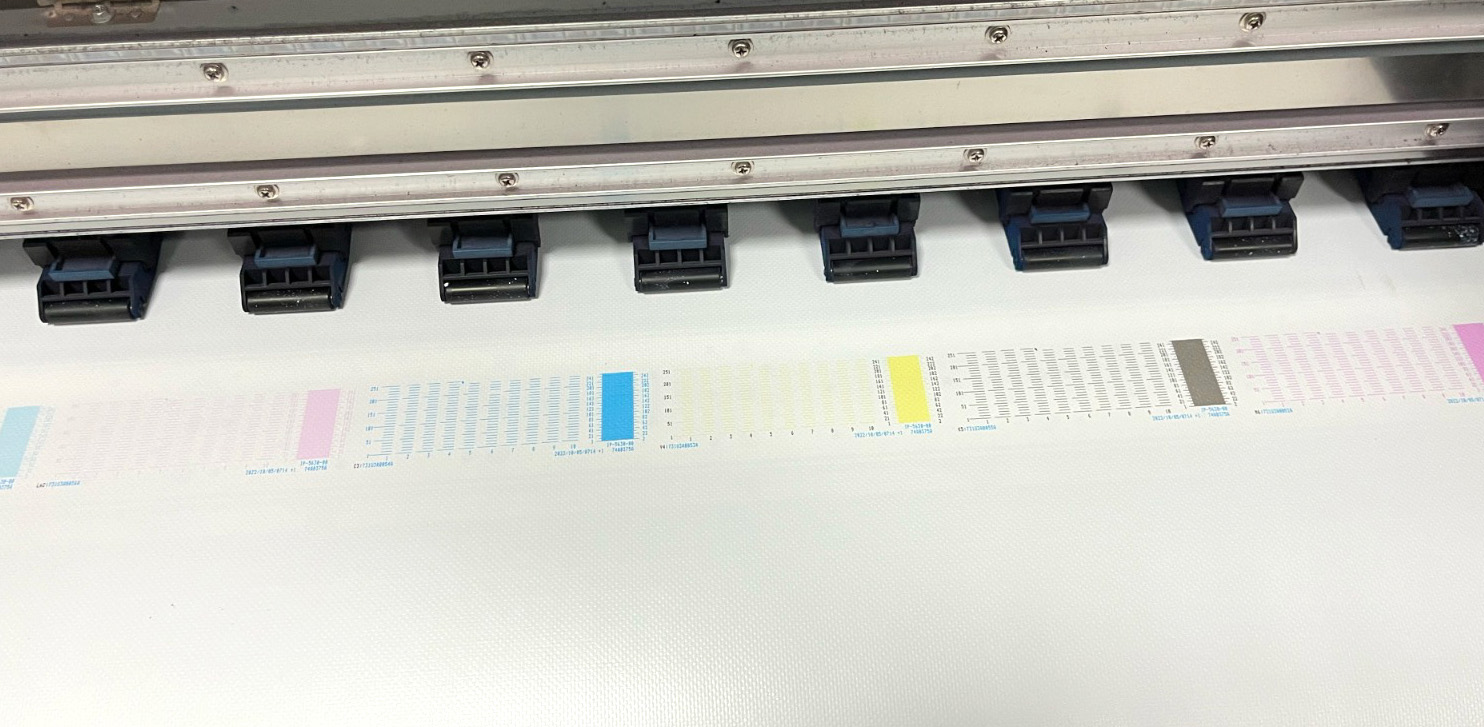 OKI Color Painter E-64s - 5.000€